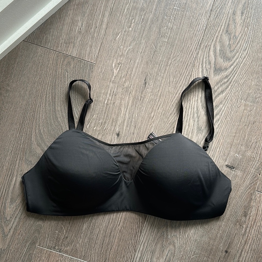 No wire black bra - Picture 1 of 7